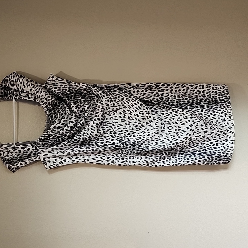 Tadashi Shoji Square Neck Black & White Leopard Print Cocktail Dress size 16